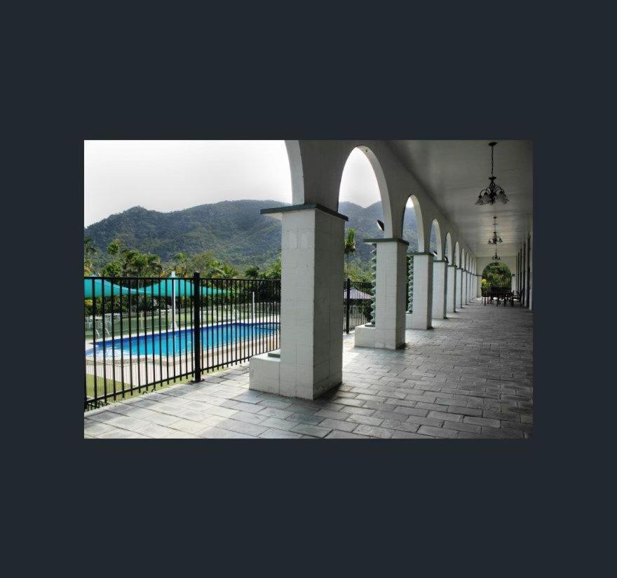 Hotel Amaroo On Mandalay, Magnetic Island Nelly Bay Exterior foto