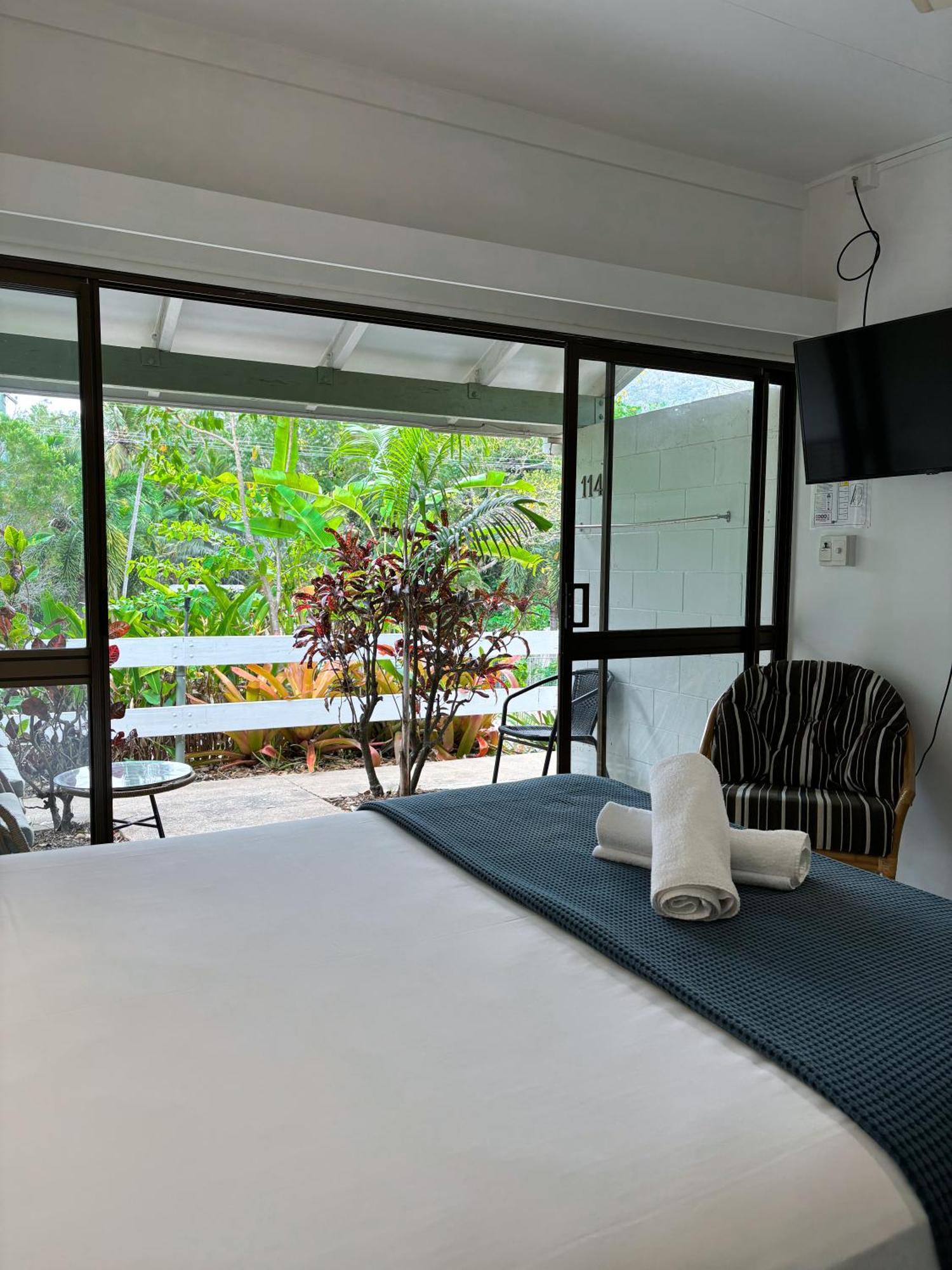 Hotel Amaroo On Mandalay, Magnetic Island Nelly Bay Exterior foto