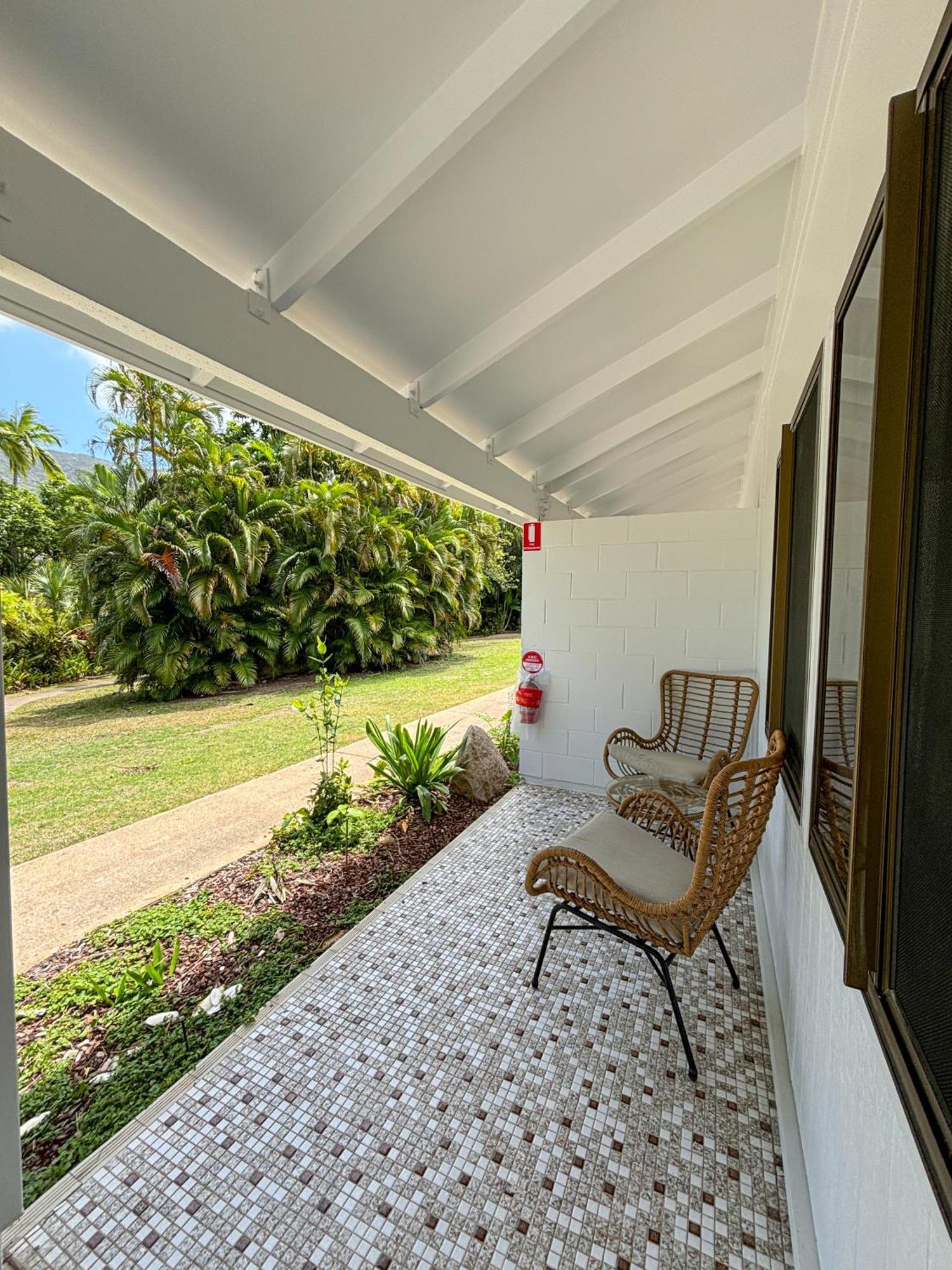 Hotel Amaroo On Mandalay, Magnetic Island Nelly Bay Exterior foto