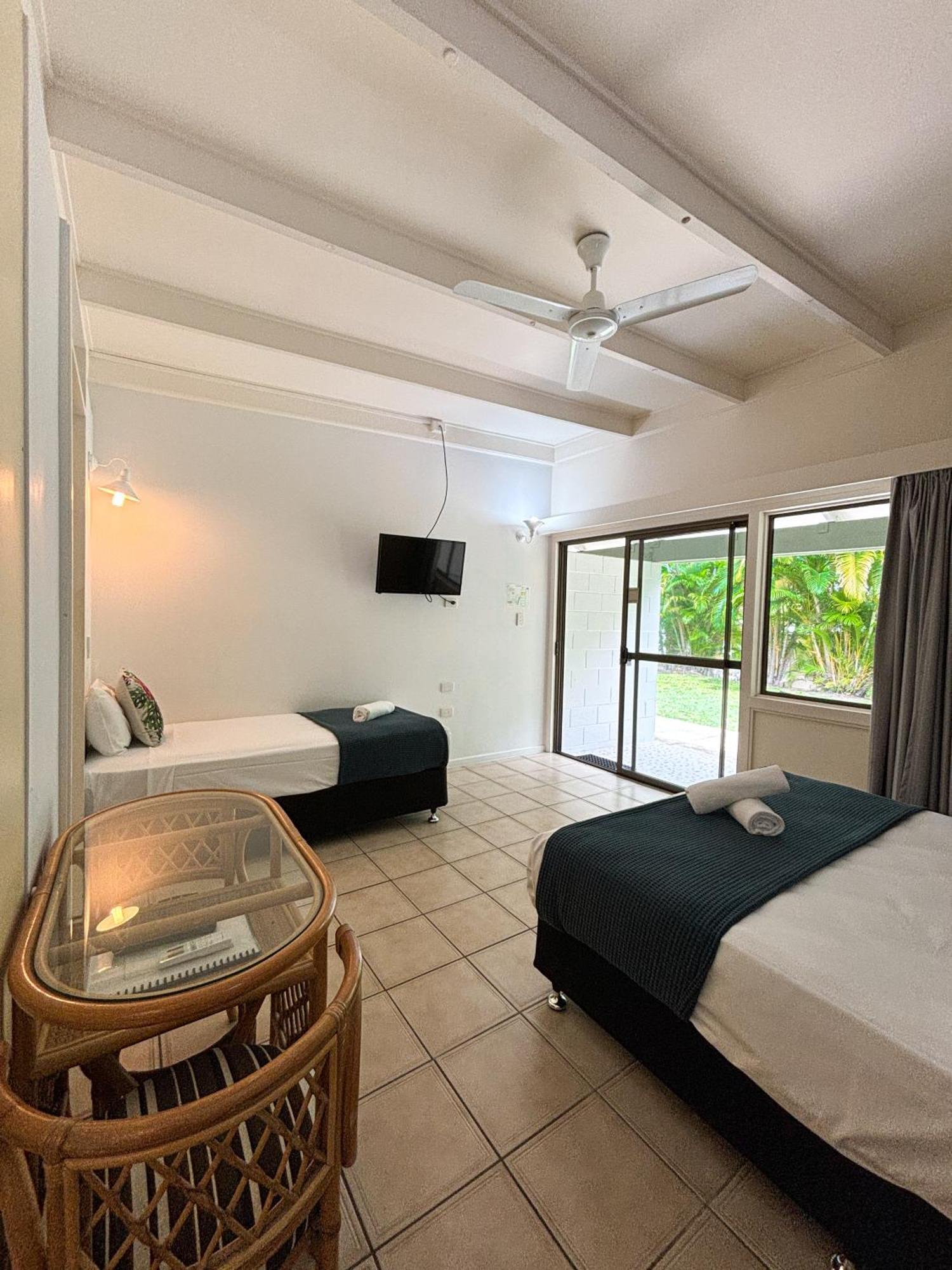 Hotel Amaroo On Mandalay, Magnetic Island Nelly Bay Exterior foto